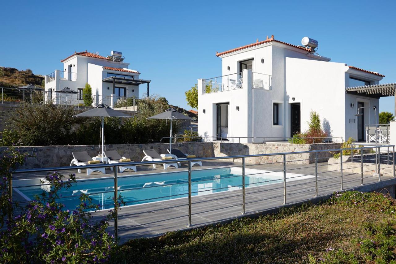Eleia Seafront Rooms & Villas Pétra Eksteriør bilde
