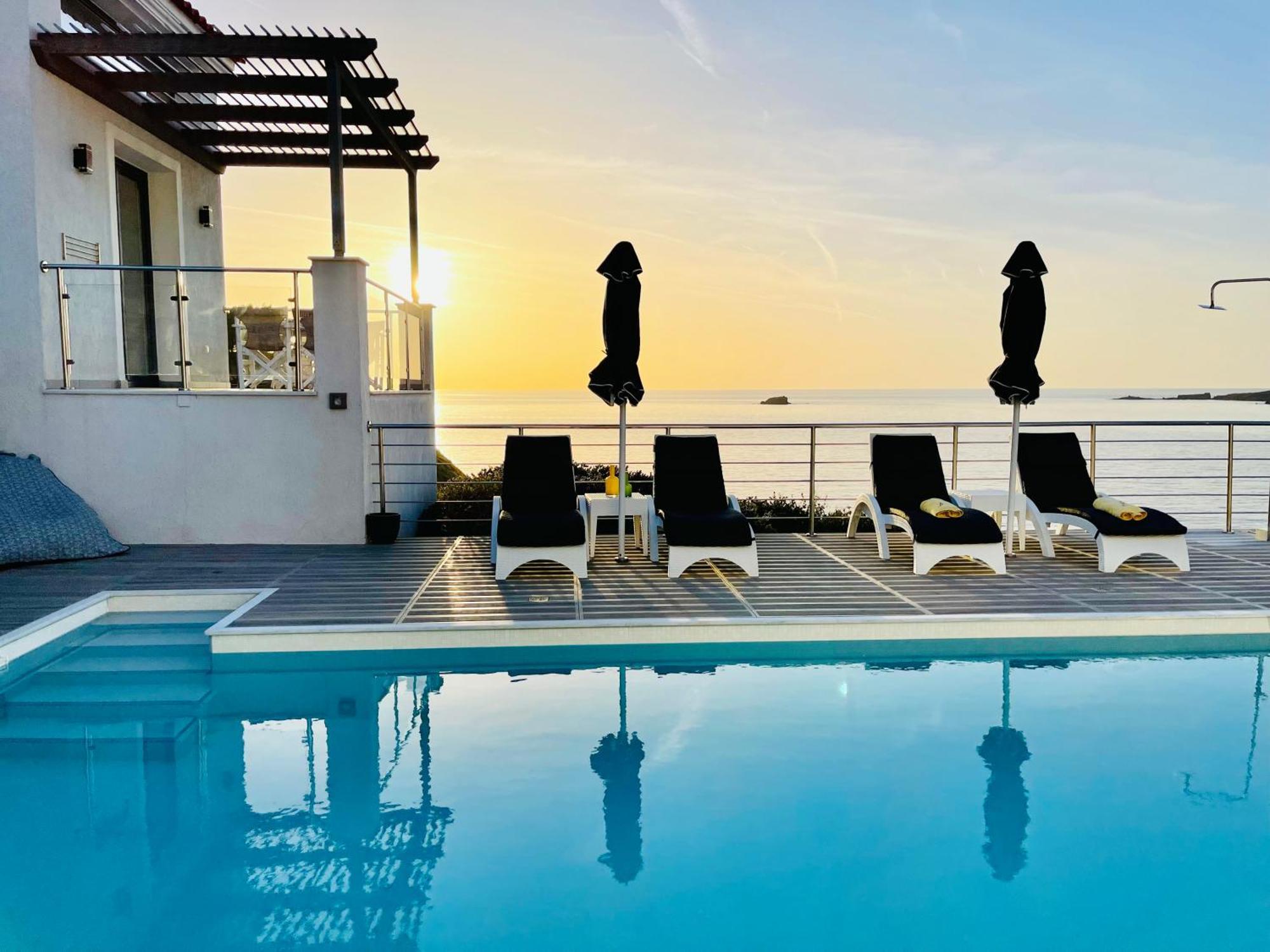 Eleia Seafront Rooms & Villas Pétra Eksteriør bilde