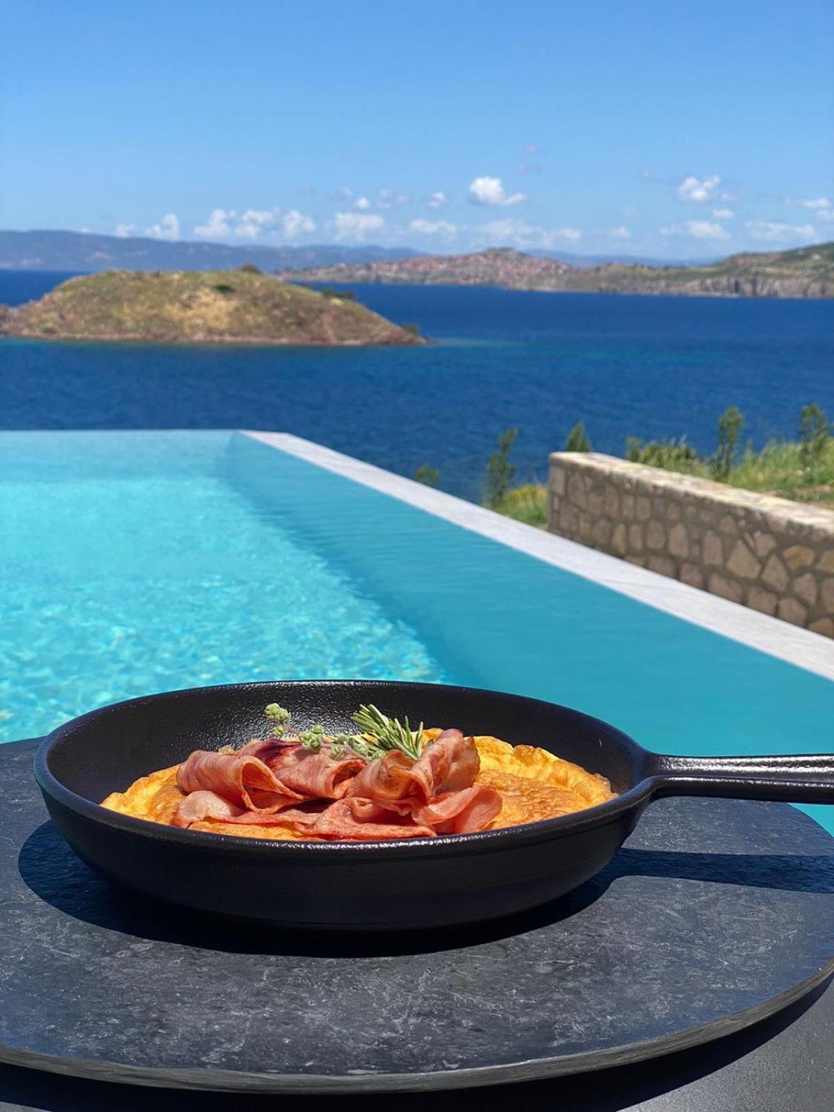 Eleia Seafront Rooms & Villas Pétra Eksteriør bilde
