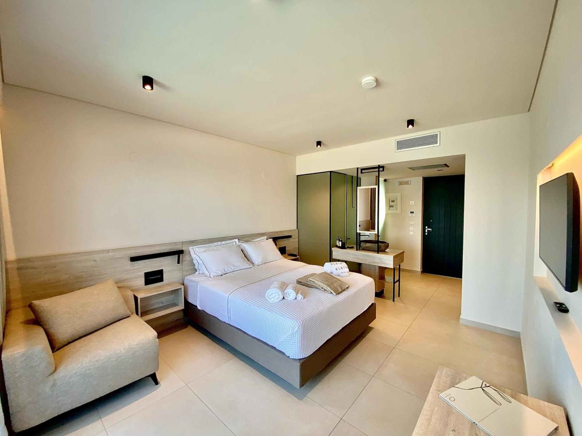 Eleia Seafront Rooms & Villas Pétra Eksteriør bilde