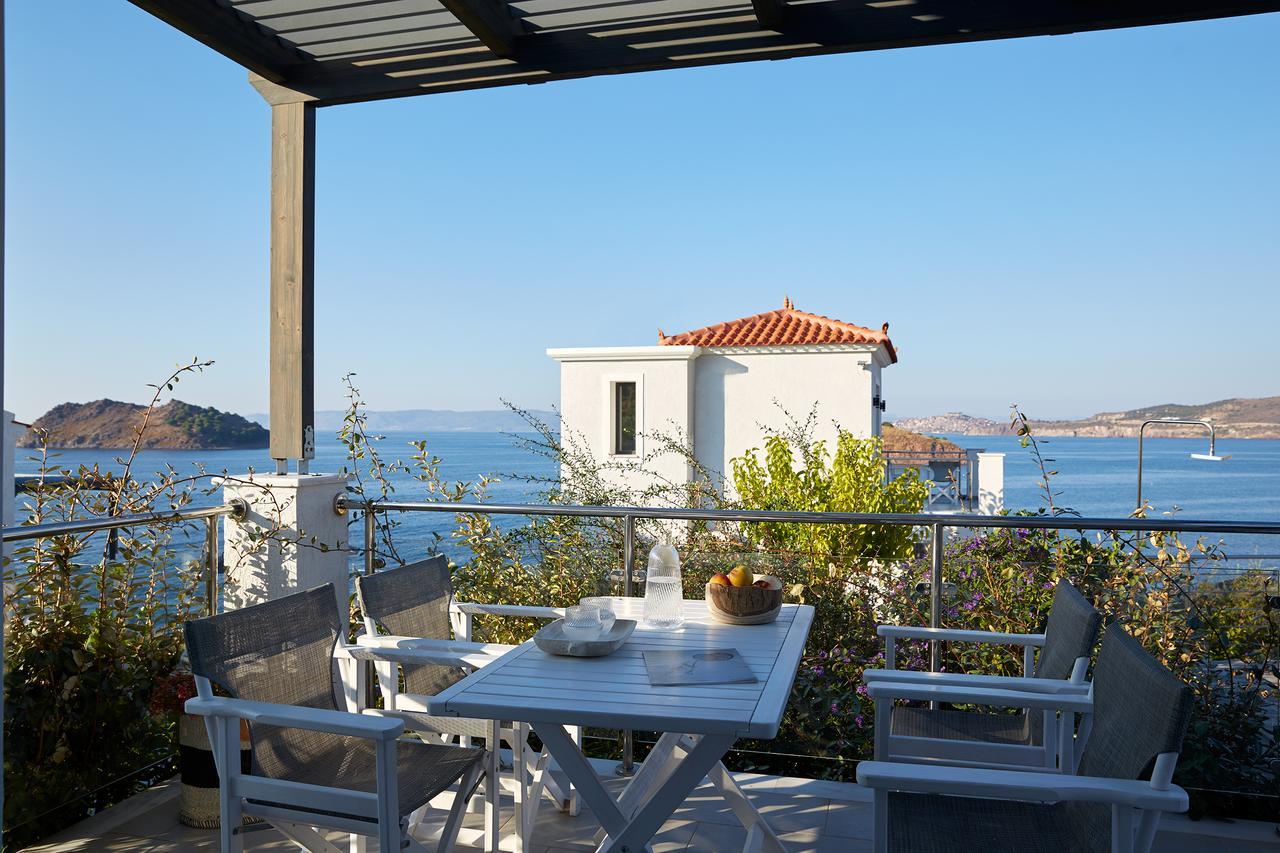 Eleia Seafront Rooms & Villas Pétra Eksteriør bilde