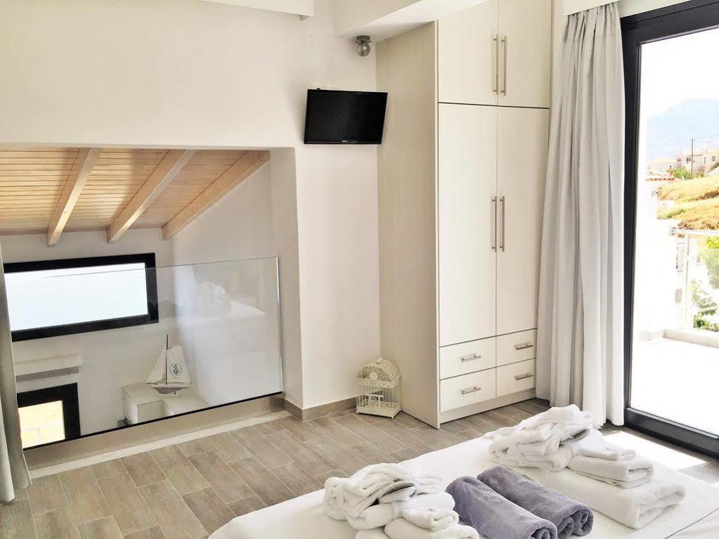 Eleia Seafront Rooms & Villas Pétra Eksteriør bilde