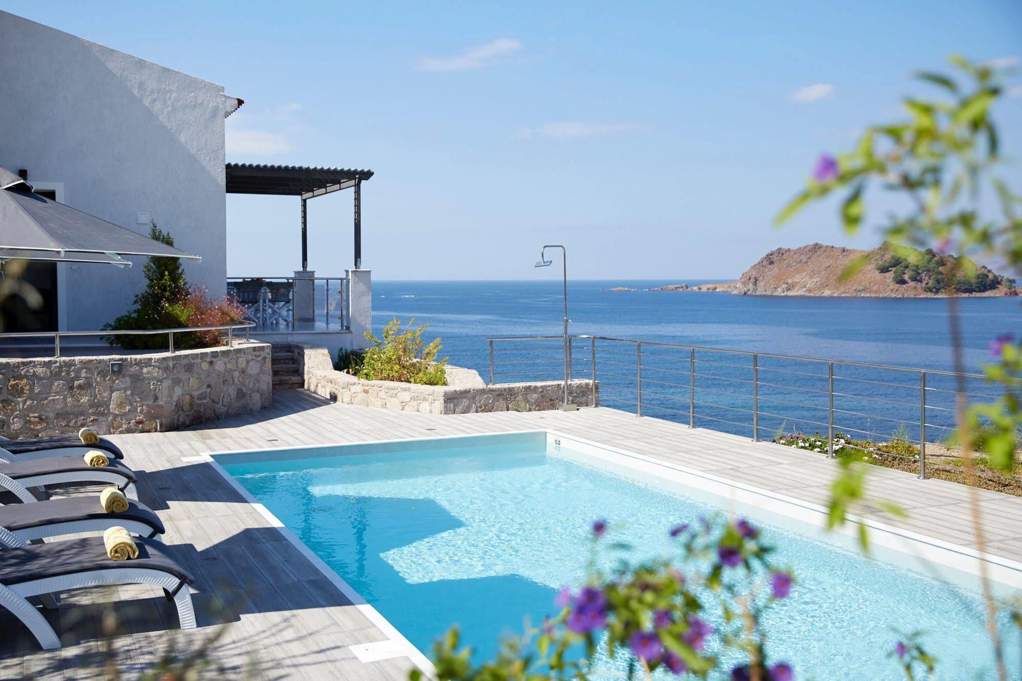 Eleia Seafront Rooms & Villas Pétra Eksteriør bilde